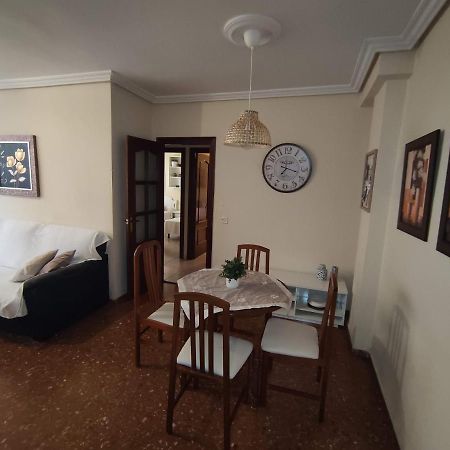 Amplio Piso Junto A Playa Victoria Apartment Cadiz Luaran gambar