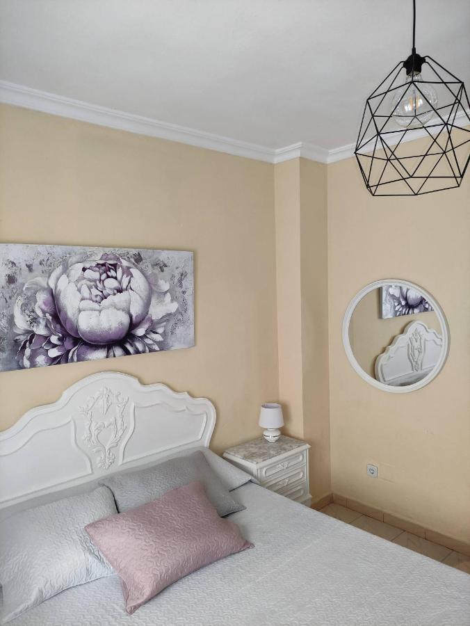 Amplio Piso Junto A Playa Victoria Apartment Cadiz Luaran gambar