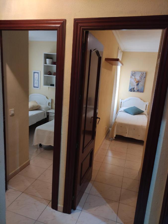 Amplio Piso Junto A Playa Victoria Apartment Cadiz Luaran gambar